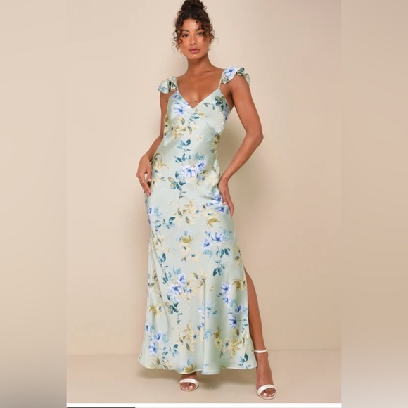 Lulus Dresses & Skirts - Floral Satin V-Neck Maxi Dress in Pale Mint